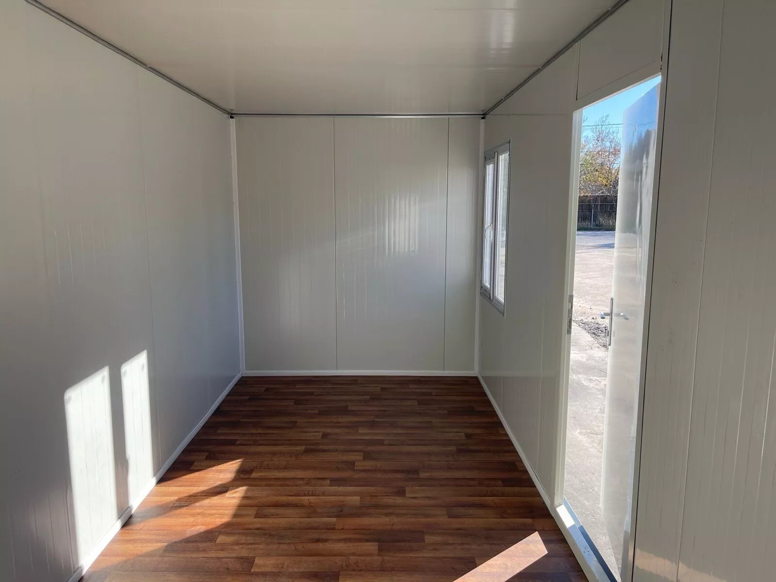 20 ft container office view 2