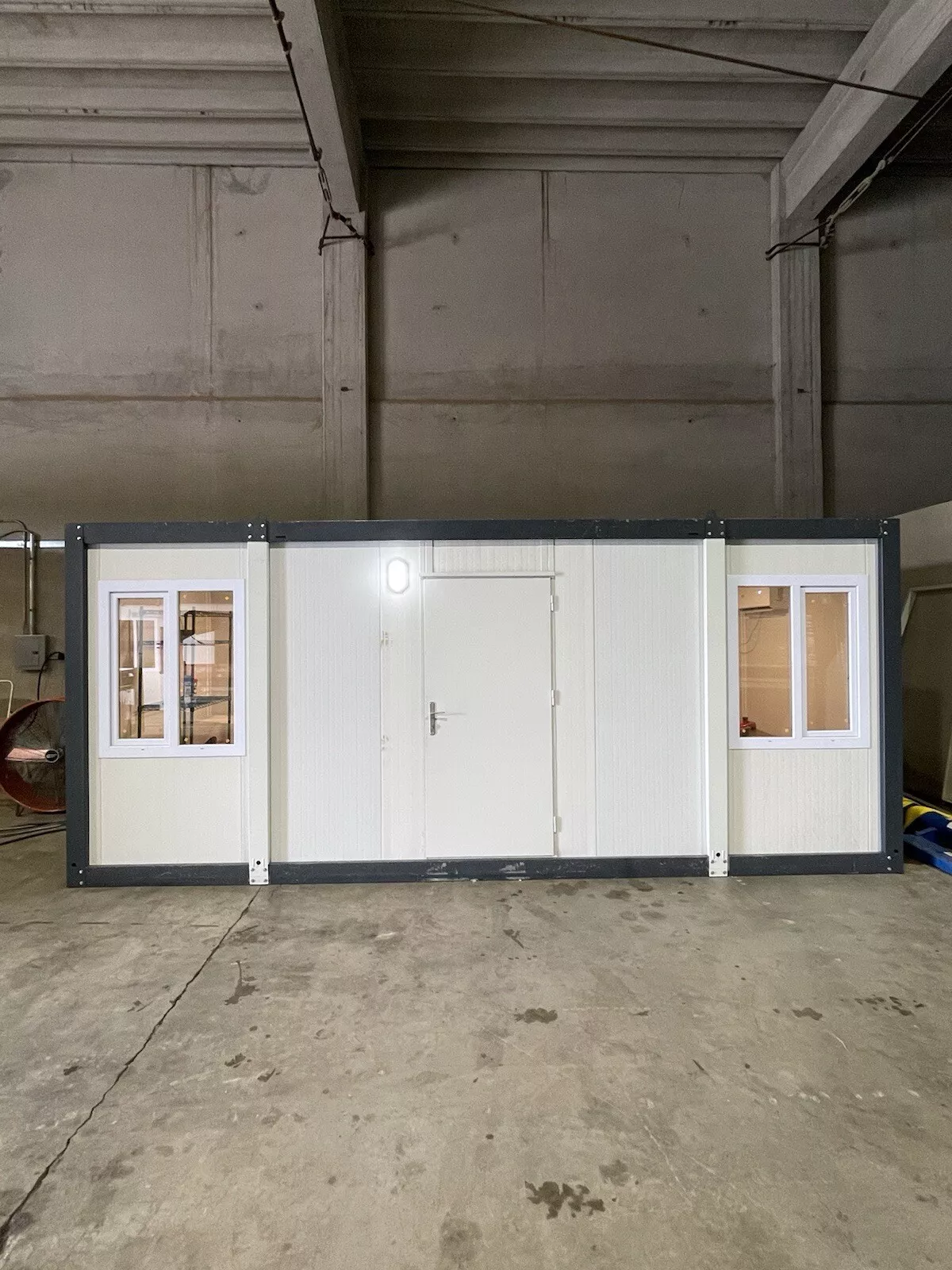 20 ft container office view 3