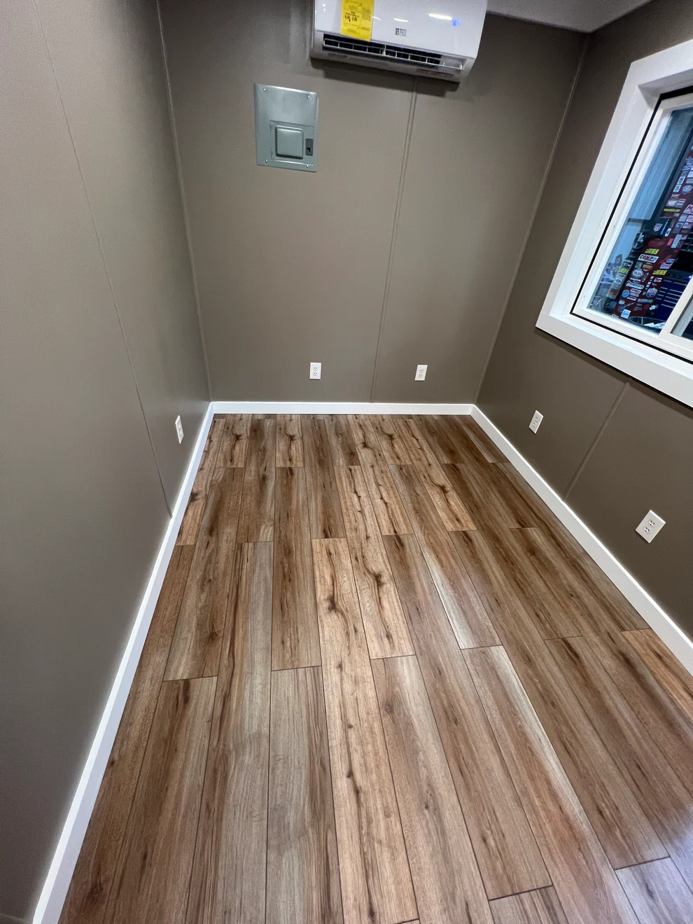 Container Home view 13